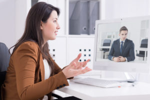 psychologue pouvant travailler avec un étudiant en formation